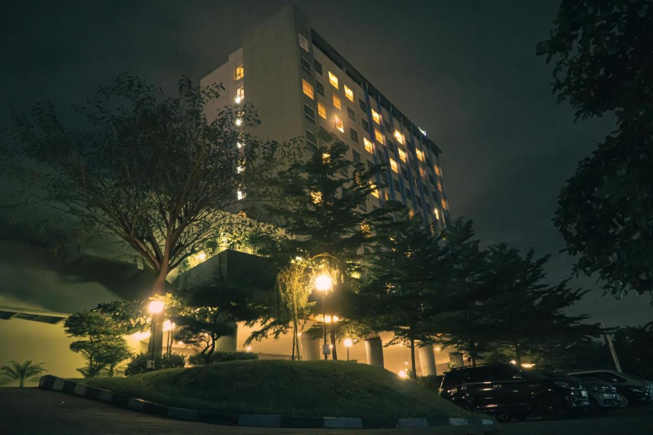 ไพรม์บิซ โฮเต็ล จิการัง Hotel ชีการัง ภายนอก รูปภาพ