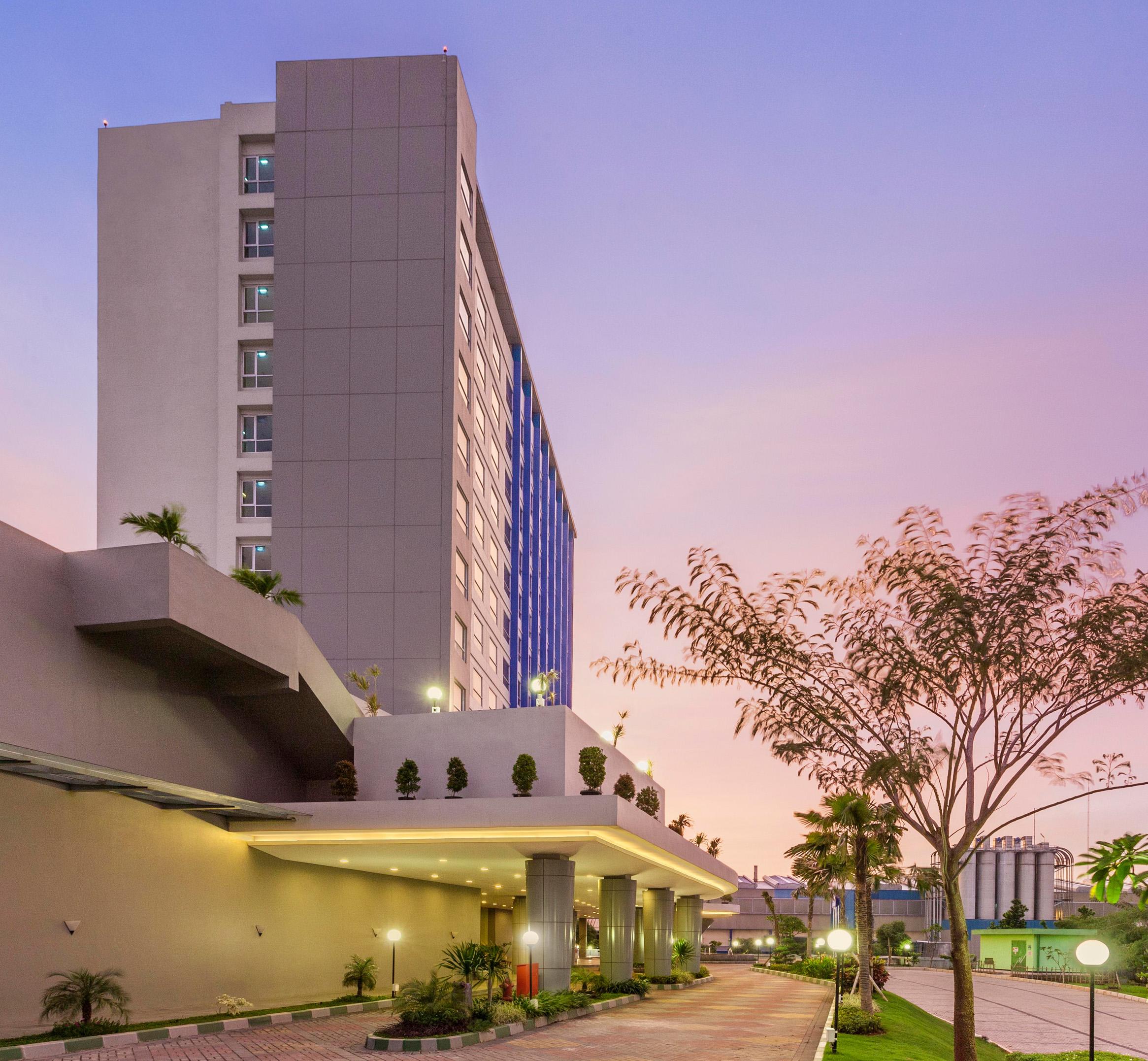 ไพรม์บิซ โฮเต็ล จิการัง Hotel ชีการัง ภายนอก รูปภาพ